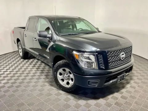 More photos of 2019 Nissan Titan S at Don Wood Toyota, OH