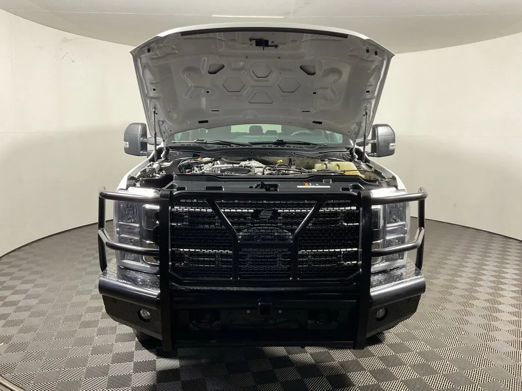Ford F350SD photo 7