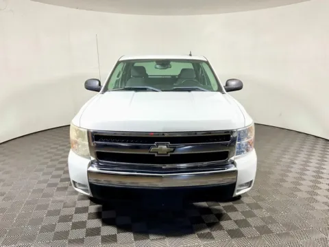 More photos of 2008 Chevrolet Silverado 1500 LT at Don Wood Toyota, OH