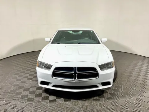 More photos of 2013 Dodge Charger SE at Don Wood Toyota, OH