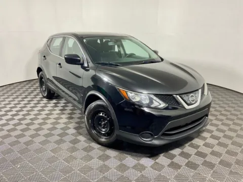 More photos of 2018 Nissan Rogue Sport S at Don Wood Toyota, OH