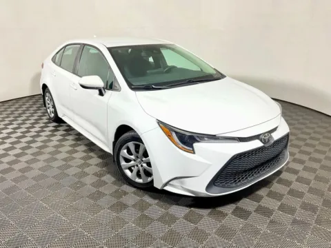 More photos of 2022 Toyota Corolla LE at Don Wood Toyota, OH