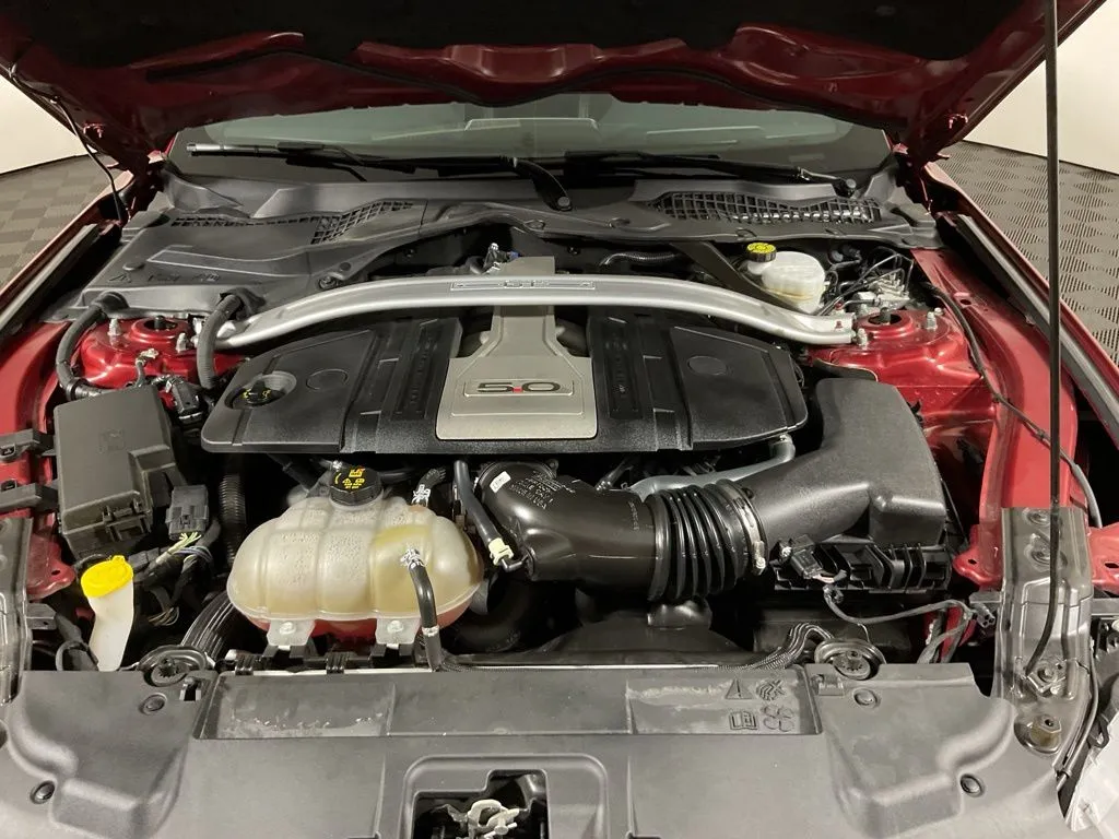 Ford Mustang photo 36