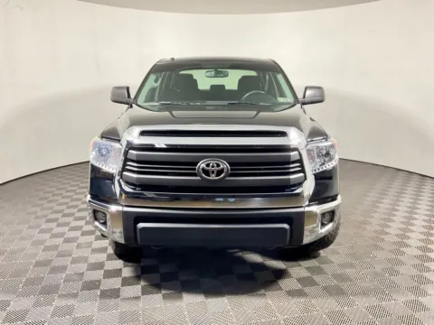 More photos of 2015 Toyota Tundra SR5 at Don Wood Toyota, OH
