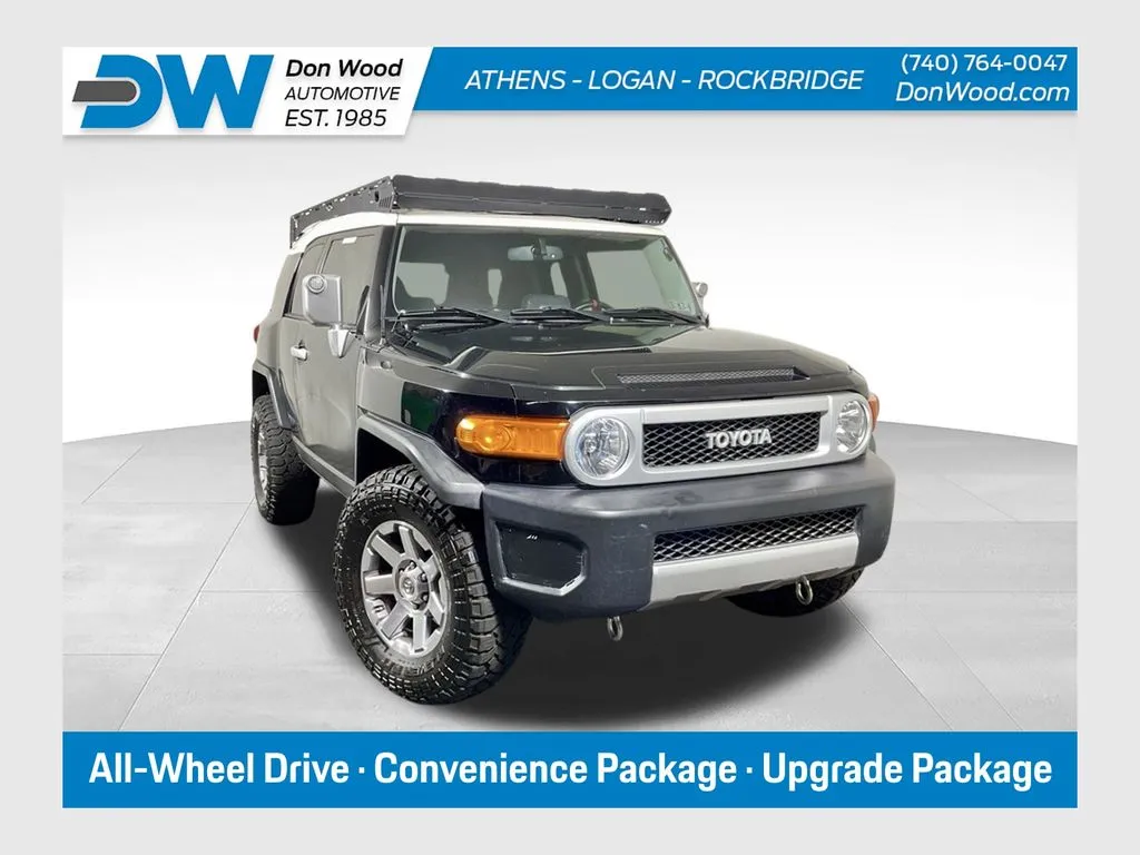 Black 2014 Toyota FJ Cruiser for sale in Athens, OH