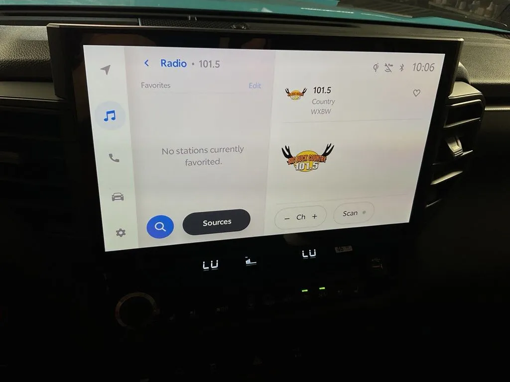 Toyota Tundra photo 23