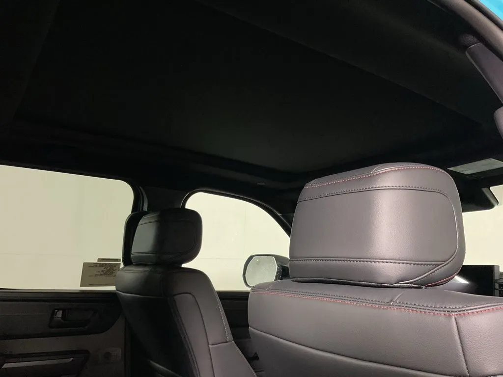 Toyota Tundra photo 3