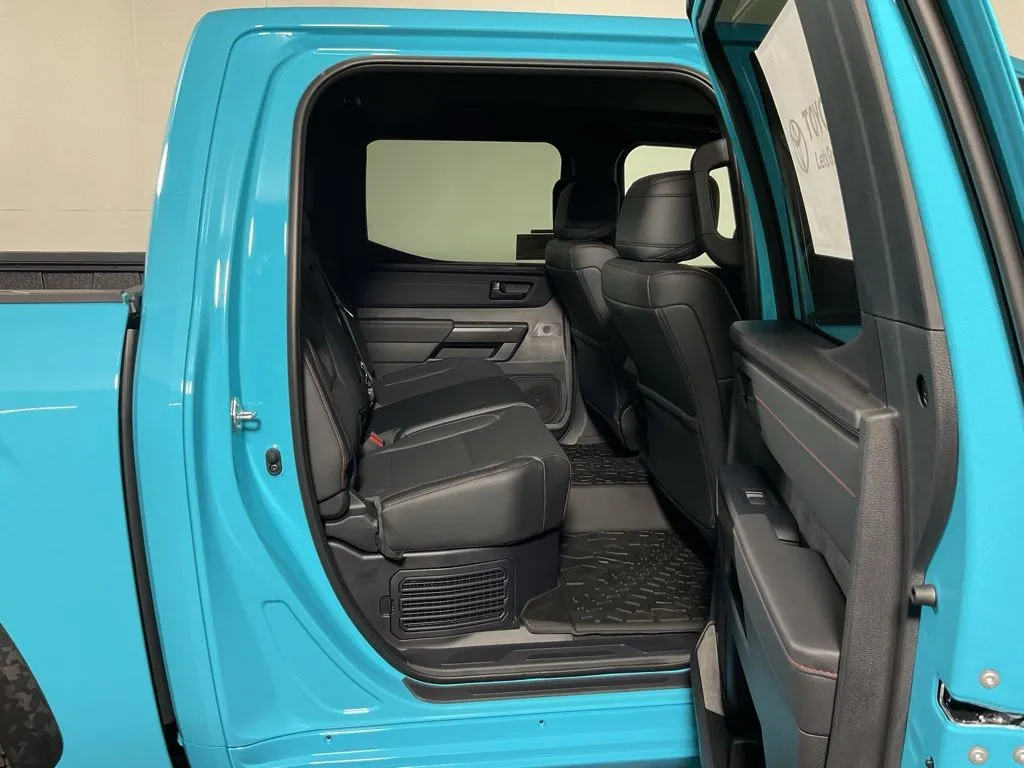 Toyota Tundra photo 34