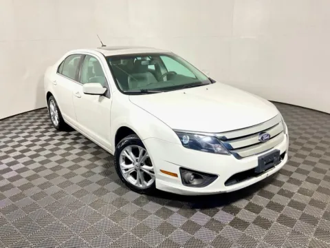 More photos of 2012 Ford Fusion SE at Don Wood Toyota, OH