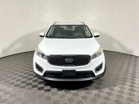 More photos of 2016 Kia Sorento LX at Don Wood Toyota, OH