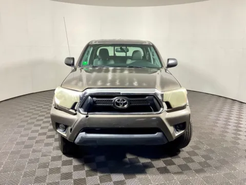 More photos of 2012 Toyota Tacoma at Don Wood Toyota, OH