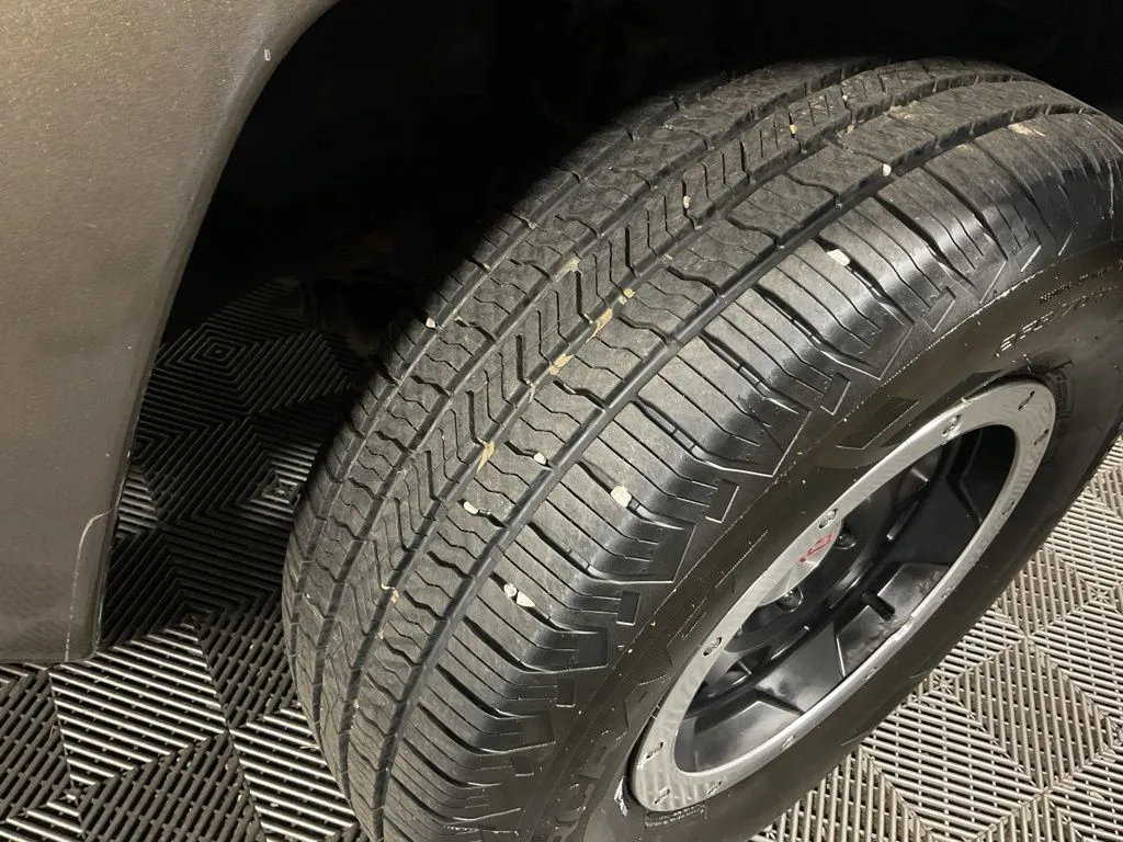Toyota Tacoma photo 28