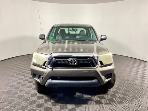 More photos of 2012 Toyota Tacoma at Don Wood Toyota, OH