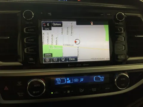 More photos of 2017 Toyota Highlander Limited Platinum at Don Wood Toyota, OH