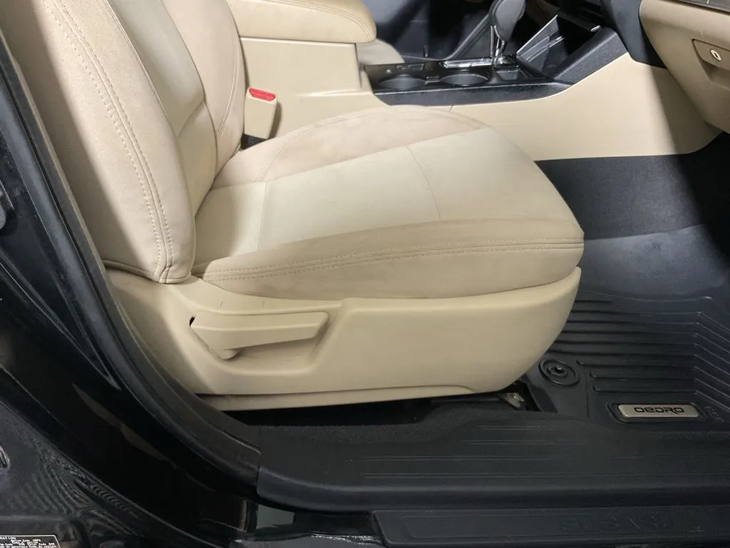 Subaru Legacy photo 35