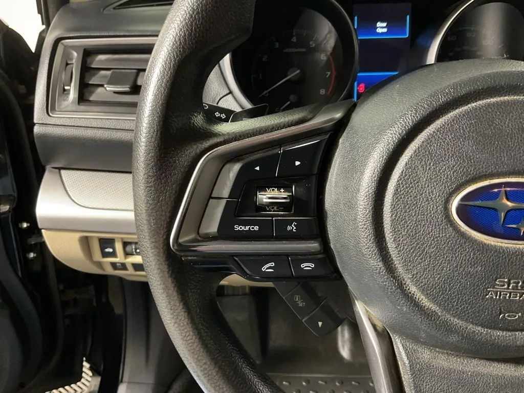 Subaru Legacy photo 24