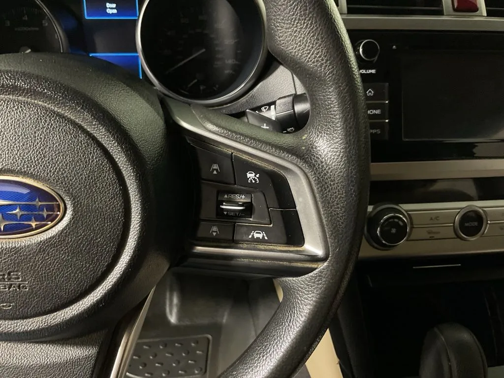 Subaru Legacy photo 25