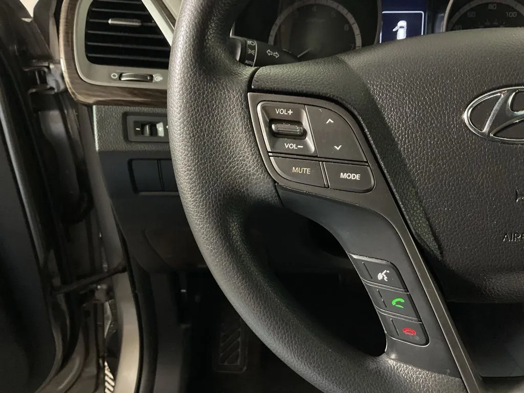 Hyundai Santa Fe Sport photo 25
