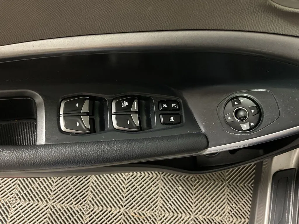 Hyundai Santa Fe Sport photo 18