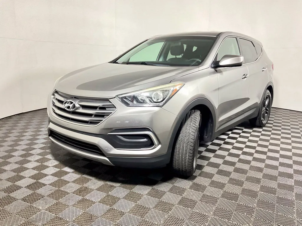 Hyundai Santa Fe Sport photo 2