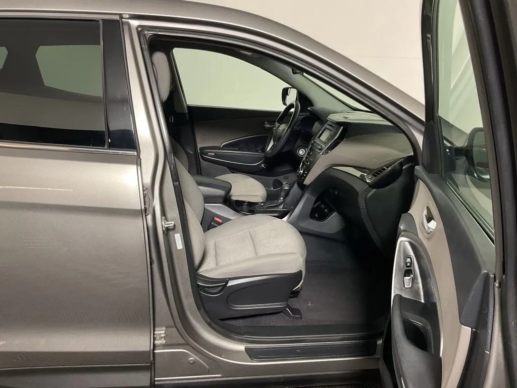 Hyundai Santa Fe Sport photo 35