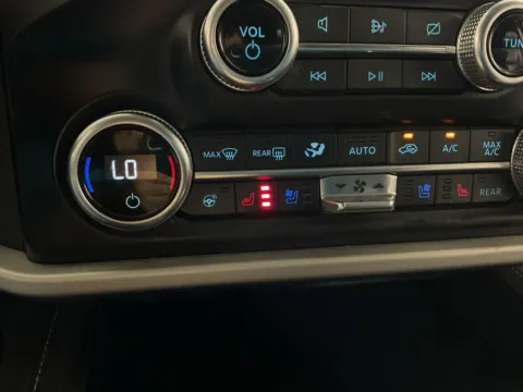 More photos of 2022 Ford Expedition XLT at Don Wood Toyota, OH