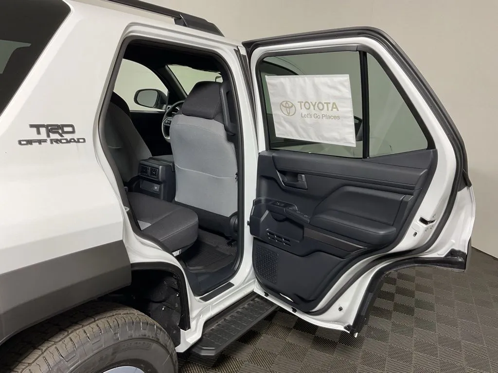 Toyota 4Runner photo 33