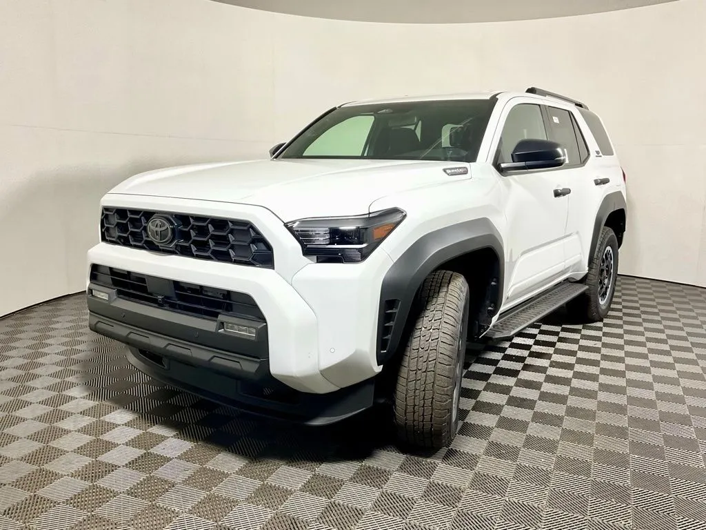 Toyota 4Runner photo 2