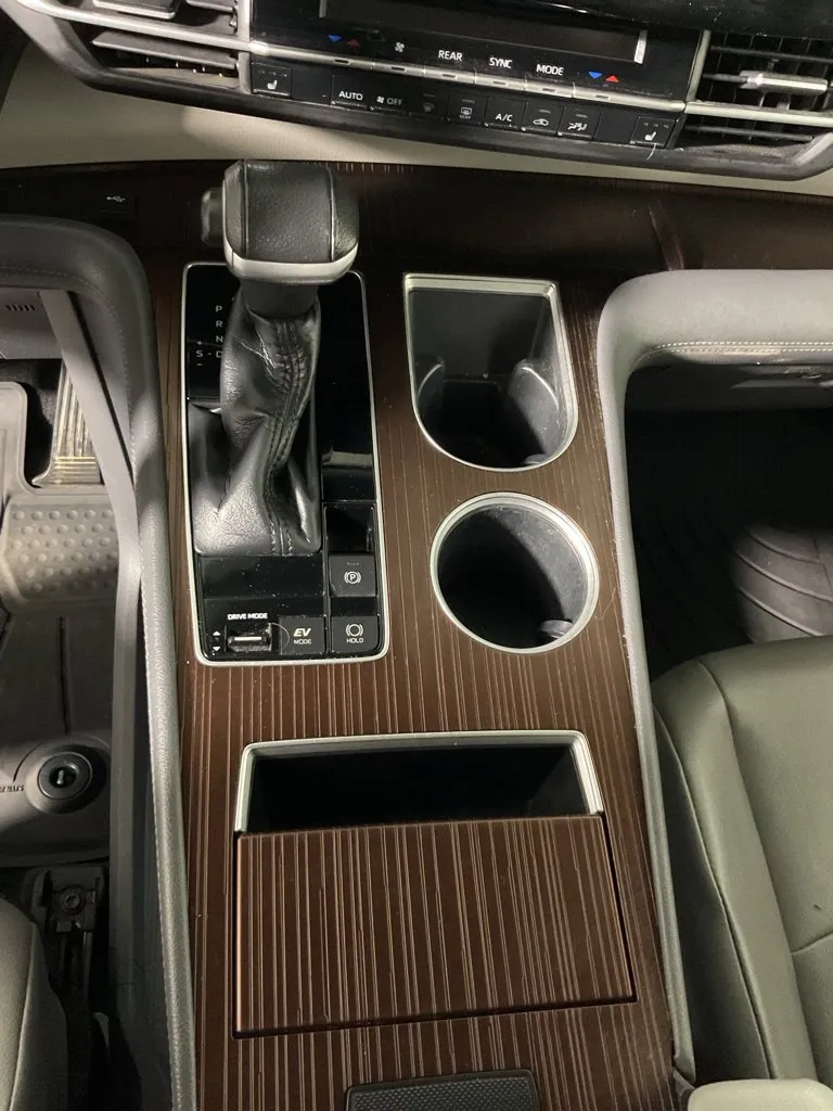 Toyota Sienna photo 30