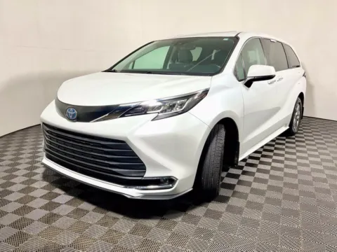 Photos of 2022 Toyota Sienna XLE for sale in Athens, OH at Don Wood Toyota