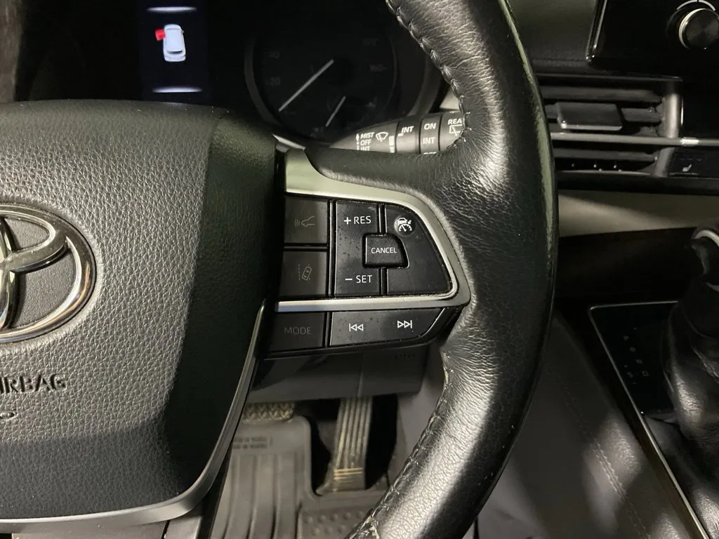 Toyota Sienna photo 28