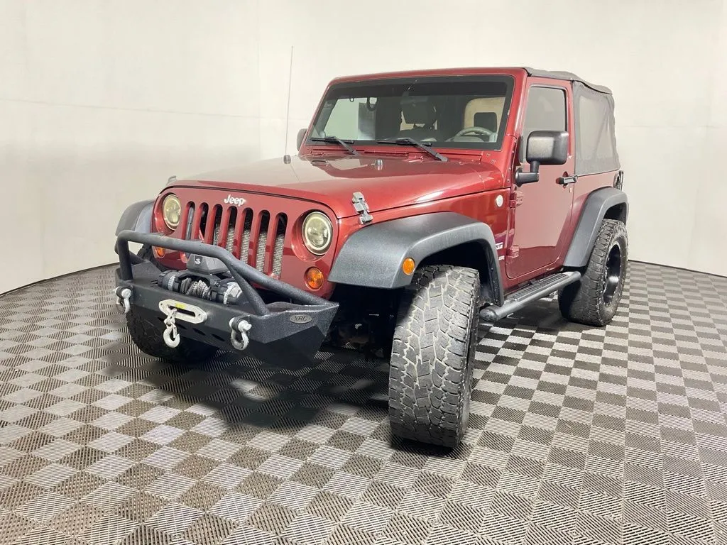 Jeep Wrangler photo 2