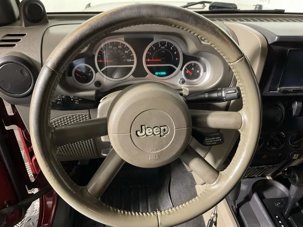 Jeep Wrangler photo 22