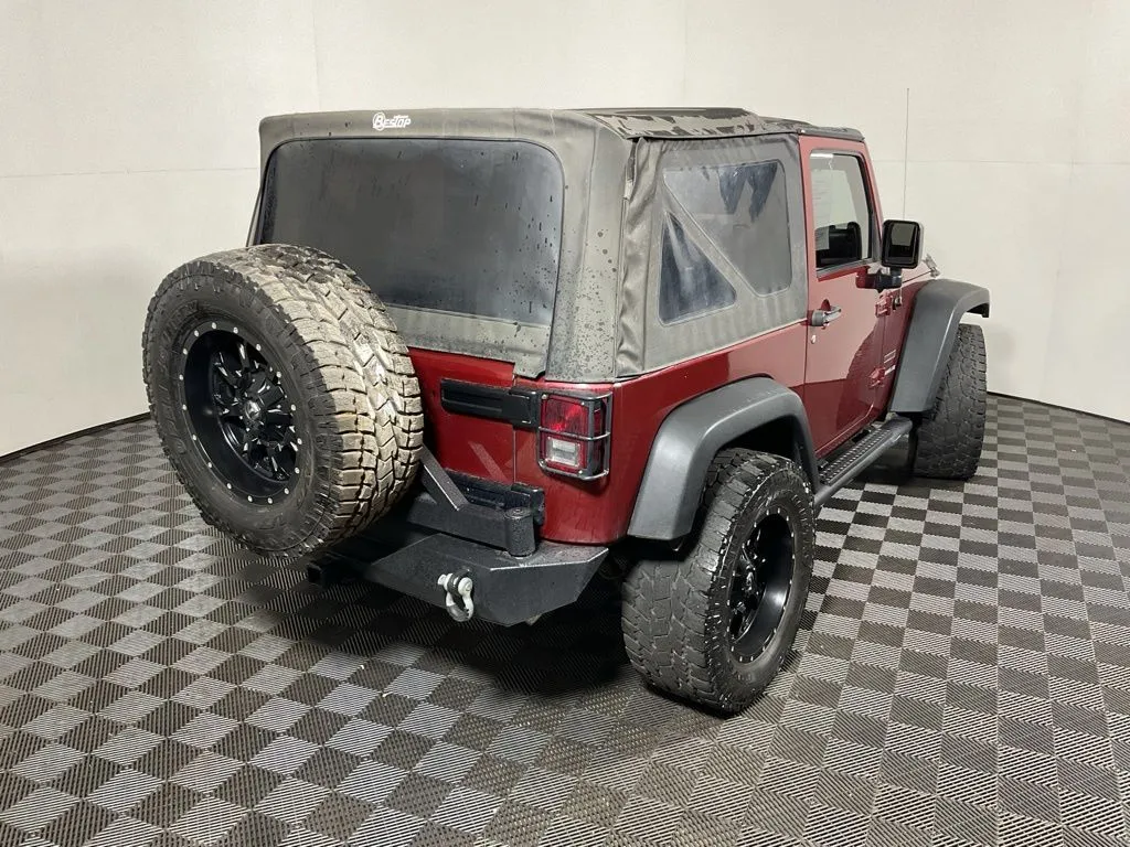 Jeep Wrangler photo 16