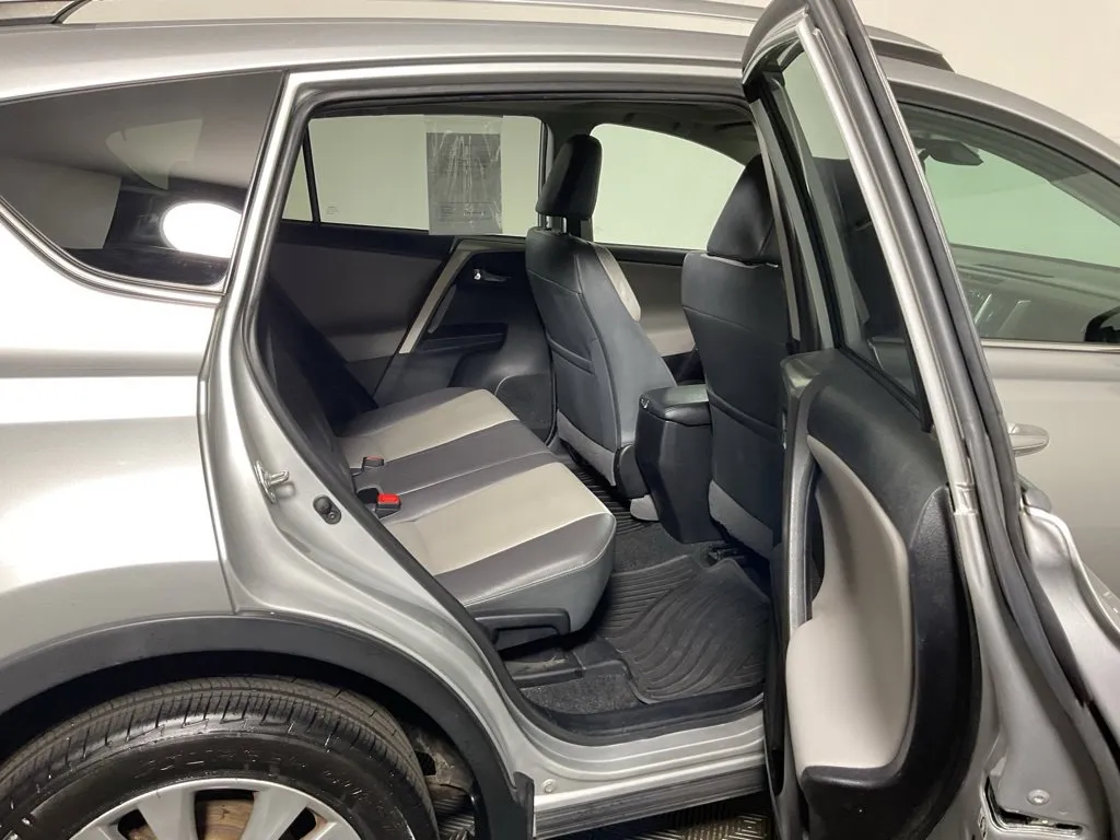 Toyota RAV4 photo 34
