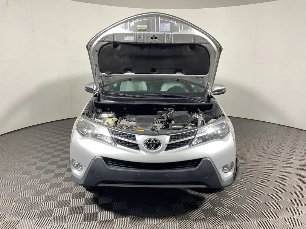 Toyota RAV4 photo 11