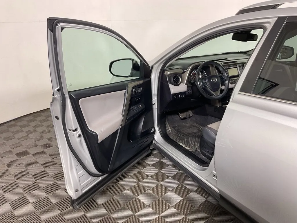 Toyota RAV4 photo 20