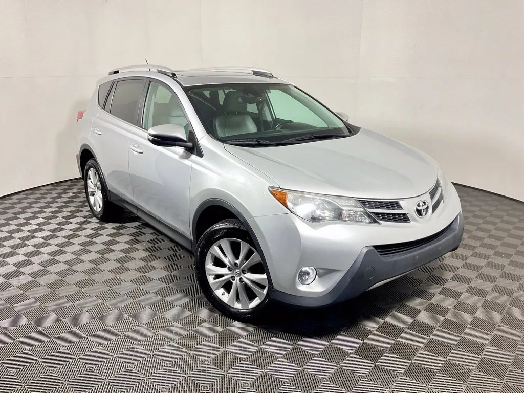 Toyota RAV4 photo 8