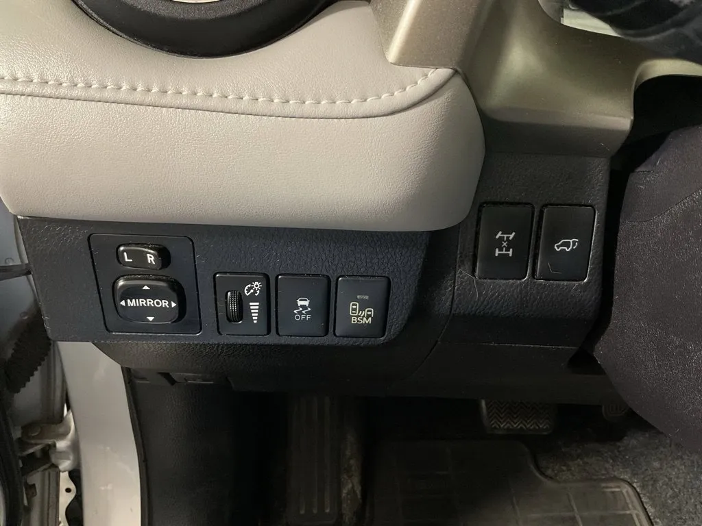 Toyota RAV4 photo 28
