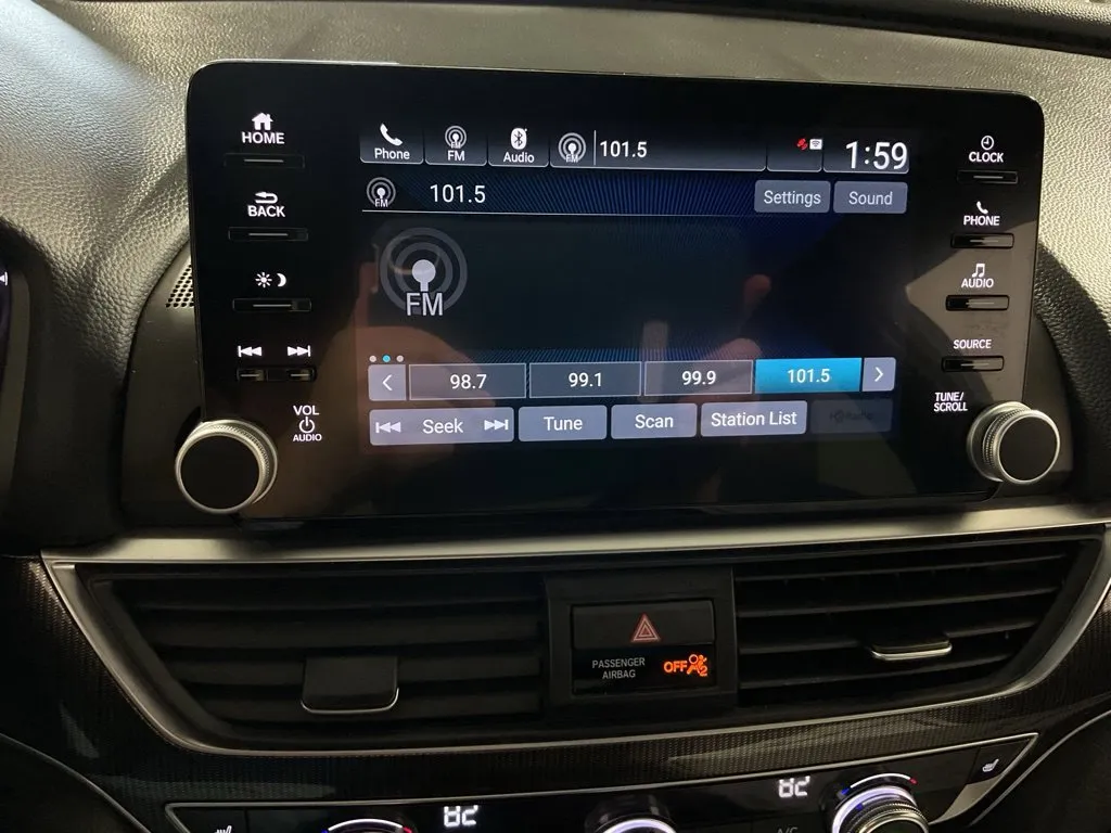Honda Accord photo 23