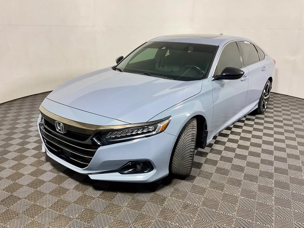 Honda Accord photo 10