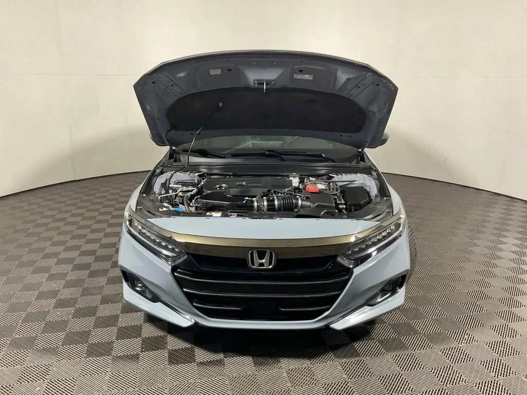 Honda Accord photo 8