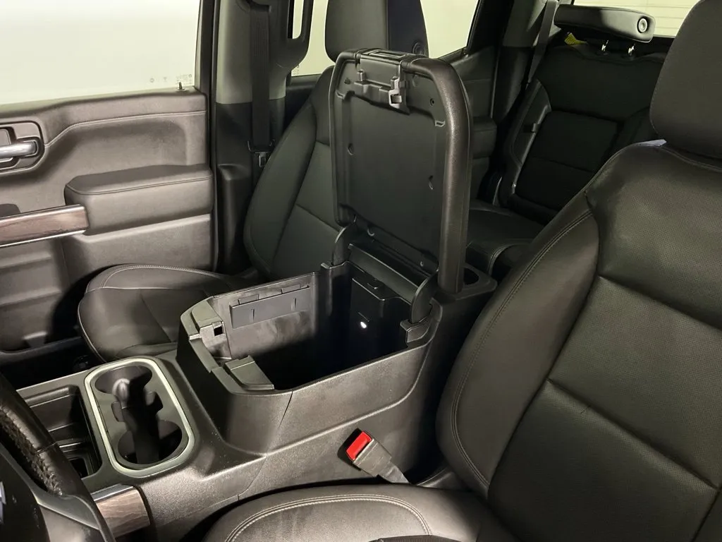 Chevrolet Silverado photo 30