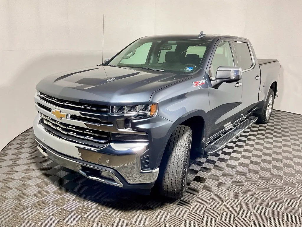 Chevrolet Silverado photo 11