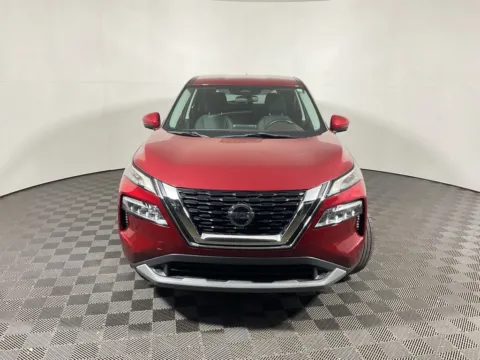 More photos of 2021 Nissan Rogue SV at Don Wood Toyota, OH