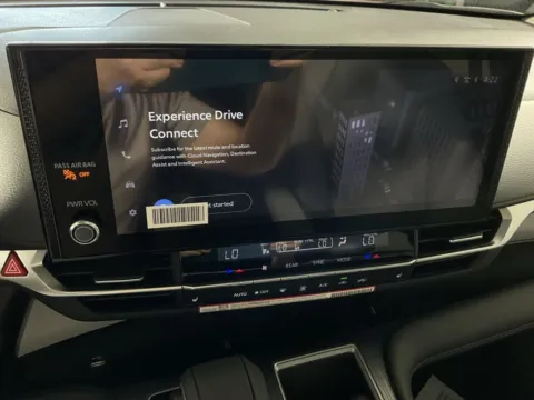 More photos of 2026 Toyota Sienna XLE at Don Wood Toyota, OH