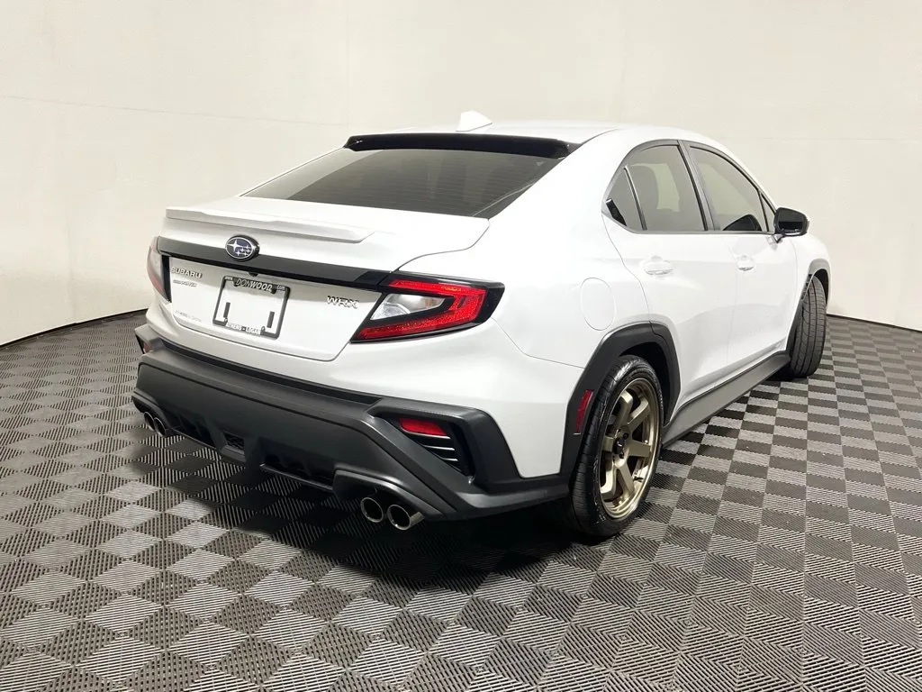 Subaru WRX photo 16