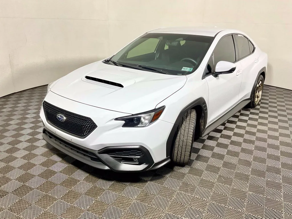 Subaru WRX photo 9