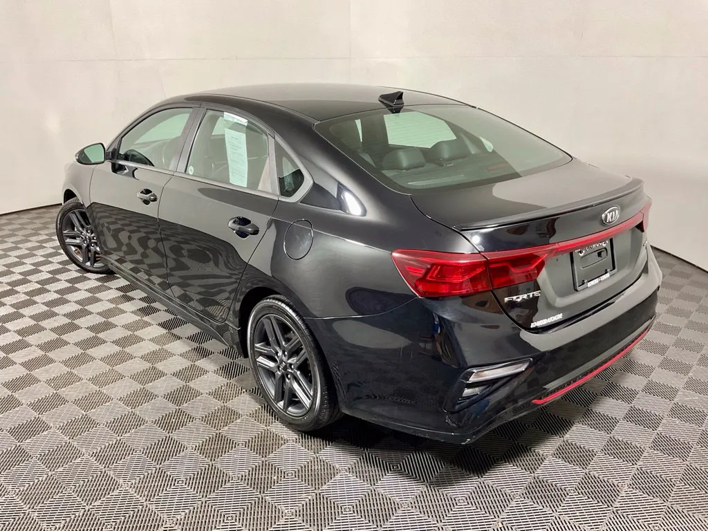 Kia Forte photo 11