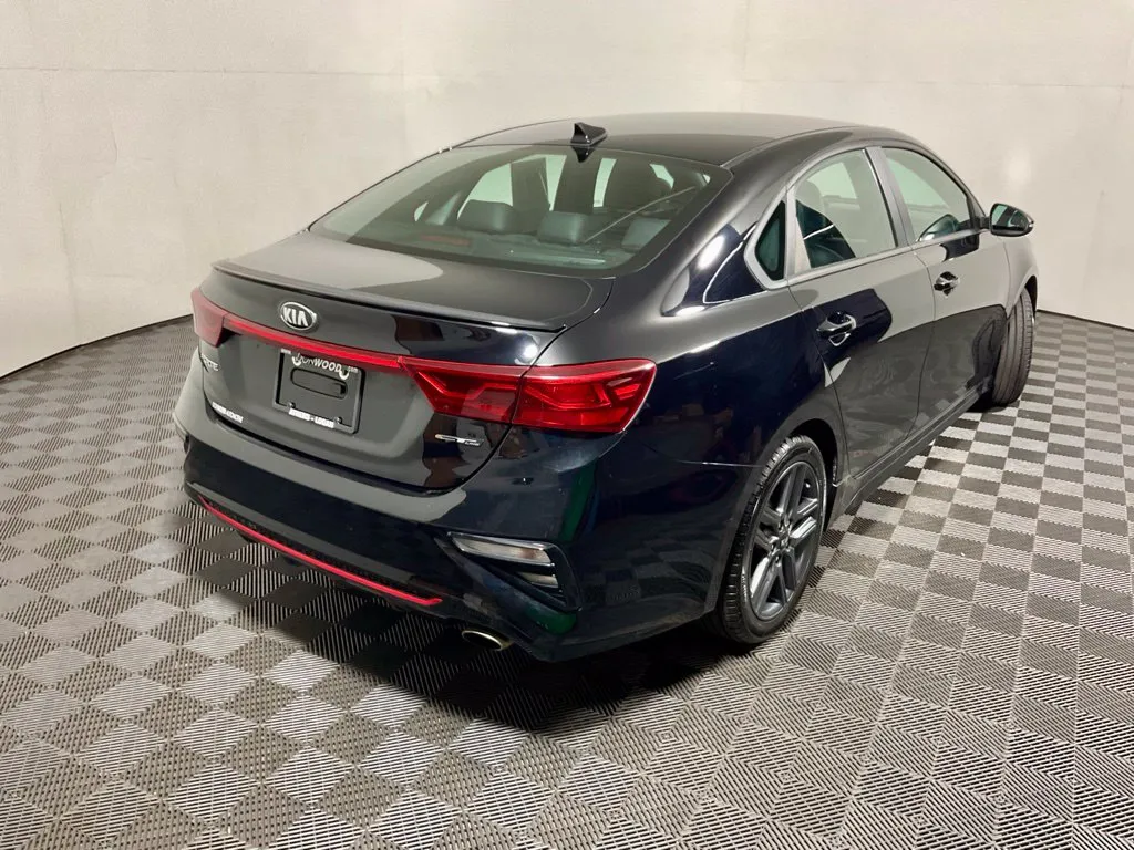 Kia Forte photo 16